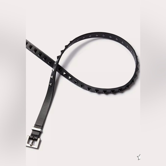 ROCKSTUD BELT IN CALFSKIN 15 MM - Picture 2 of 4